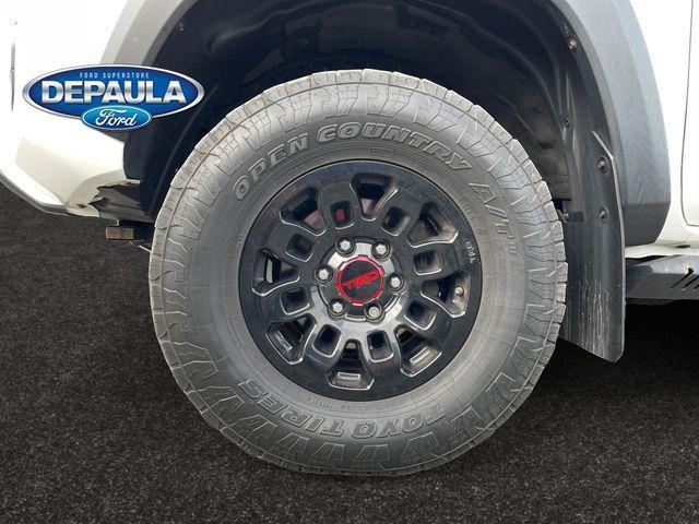 Photo of 2019 Super White Toyota Tacoma