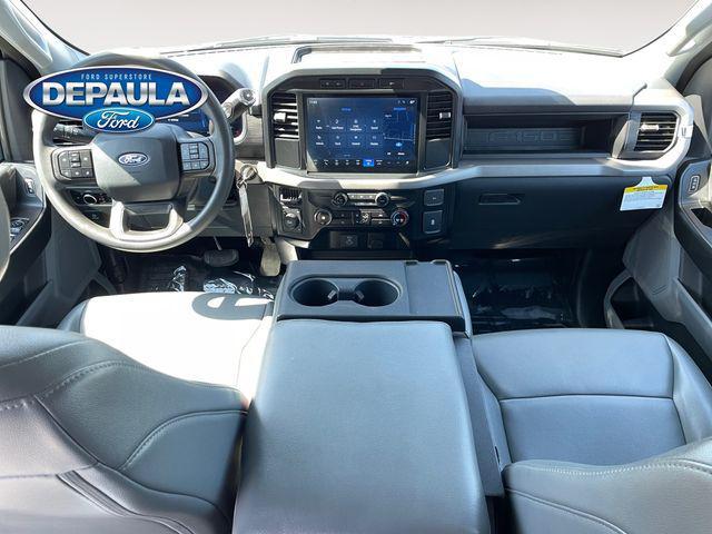 Photo of 2024 Oxford White Ford F-150