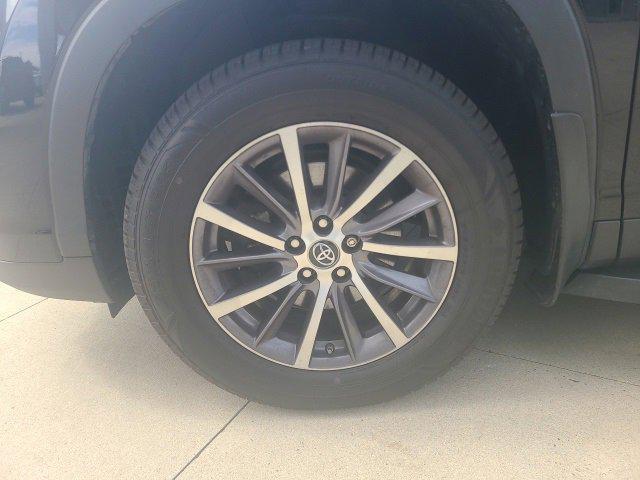 Photo of 2019 Midnight Black Metallic Toyota Highlander