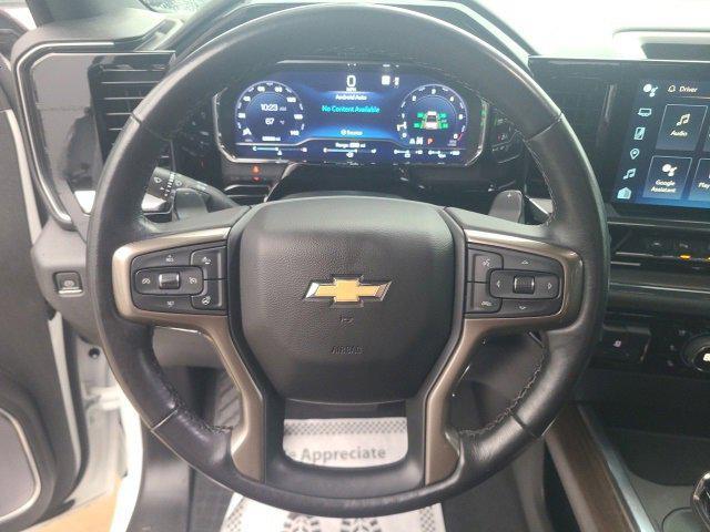 Photo of 2023 Iridescent Pearl Tricoat Chevrolet Silverado 1500