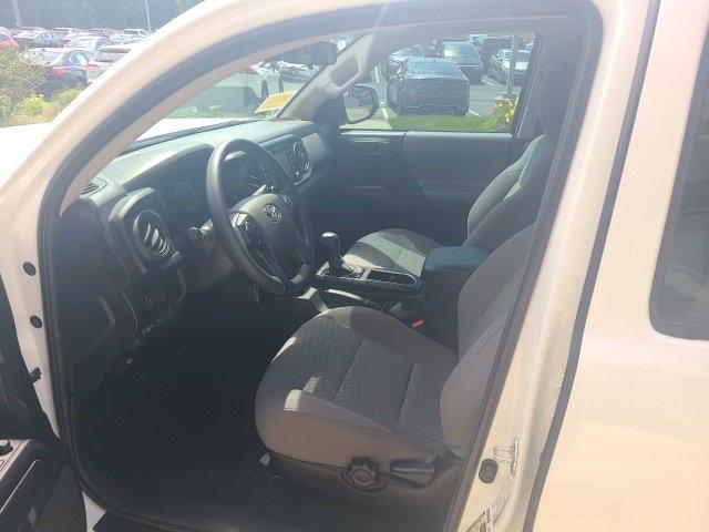 Photo of 2022 White Toyota Tacoma