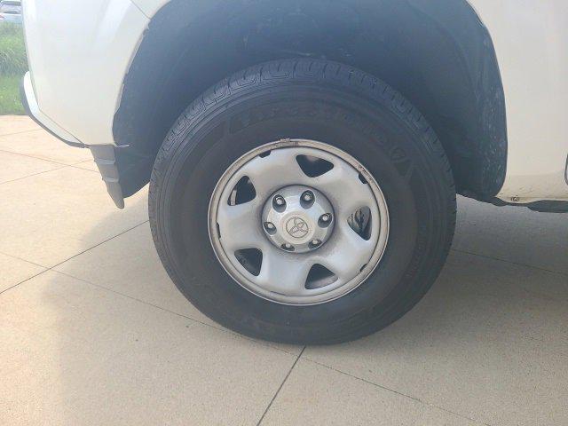 Photo of 2022 White Toyota Tacoma