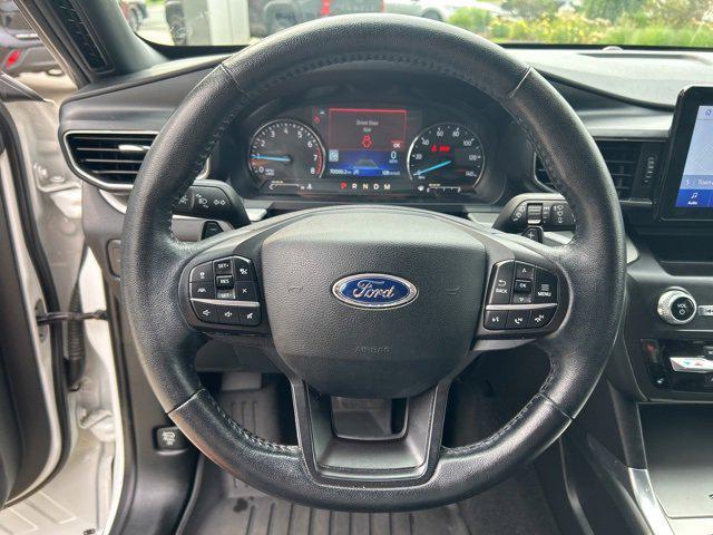 Photo of 2020 White Ford Explorer