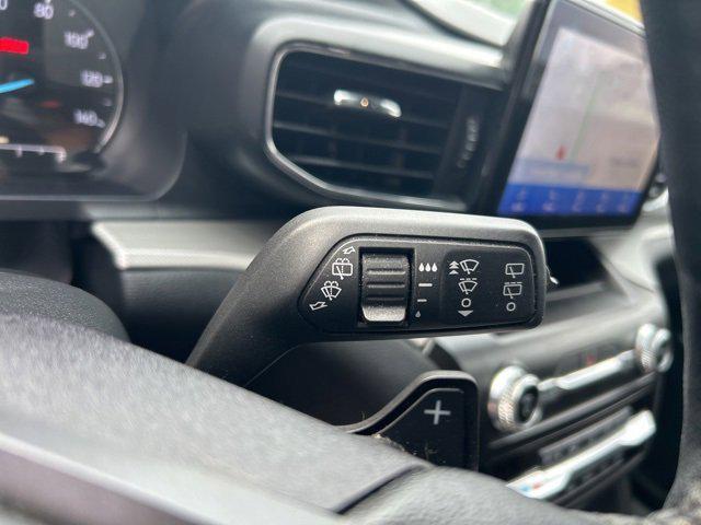 Photo of 2020 White Ford Explorer