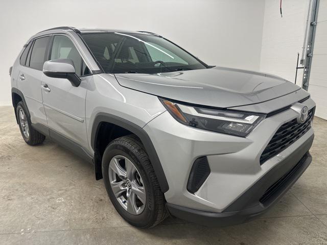 Photo of 2022 Silver Sky Metallic Toyota RAV4
