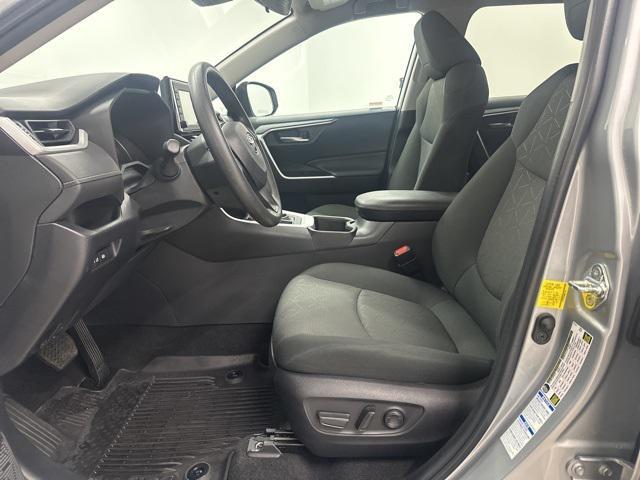 Photo of 2022 Silver Sky Metallic Toyota RAV4