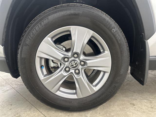 Photo of 2022 Silver Sky Metallic Toyota RAV4