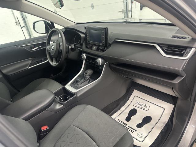 Photo of 2022 Silver Sky Metallic Toyota RAV4