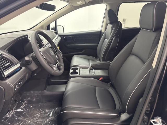 Photo of 2026 Crystal Black Pearl Honda Odyssey