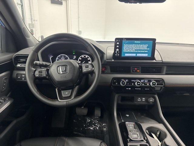 Photo of 2025 Sky Honda Pilot