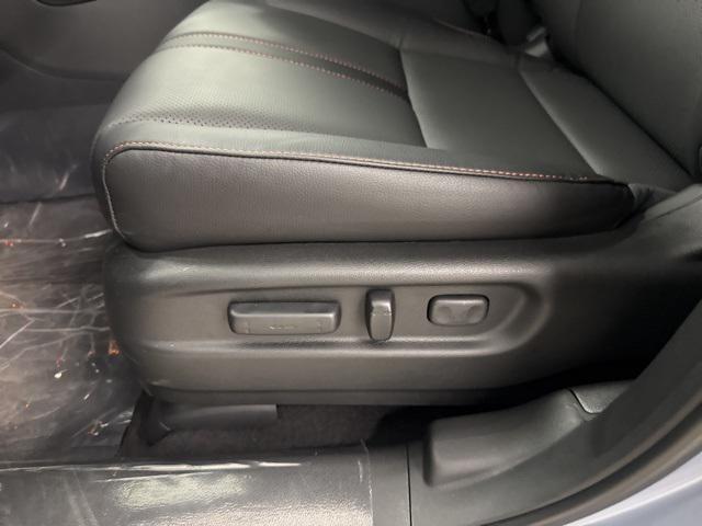 Photo of 2025 Gray Honda Ridgeline