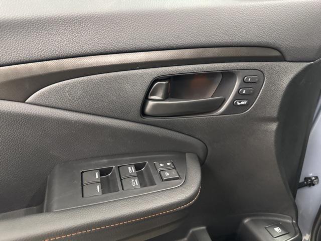 Photo of 2025 Gray Honda Ridgeline