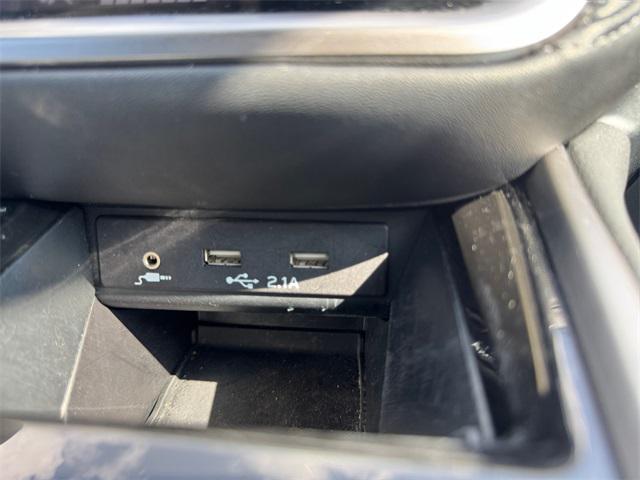 Photo of 2022 Crystal White Pearl Subaru Outback