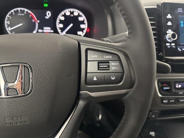 Photo of 2025 Crystal Black Pearl Honda Ridgeline