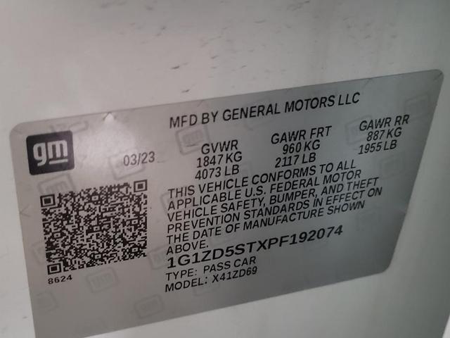 Photo of 2023 Summit White Chevrolet Malibu
