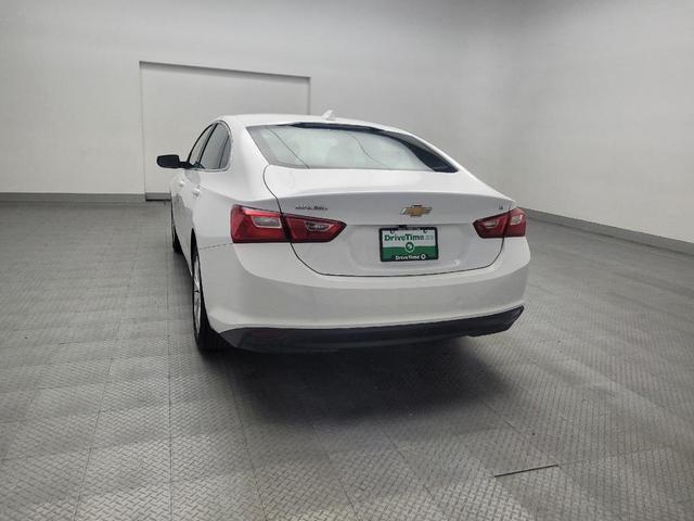 Photo of 2023 Summit White Chevrolet Malibu