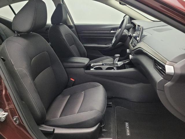 Photo of 2024 Red Nissan Altima