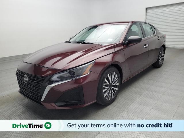 Photo of 2024 Red Nissan Altima