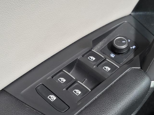 Photo of 2020 Pure White Volkswagen Tiguan