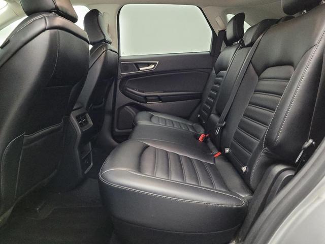 Photo of 2023 Iconic Silver Metallic Ford Edge