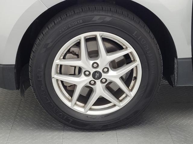 Photo of 2023 Iconic Silver Metallic Ford Edge