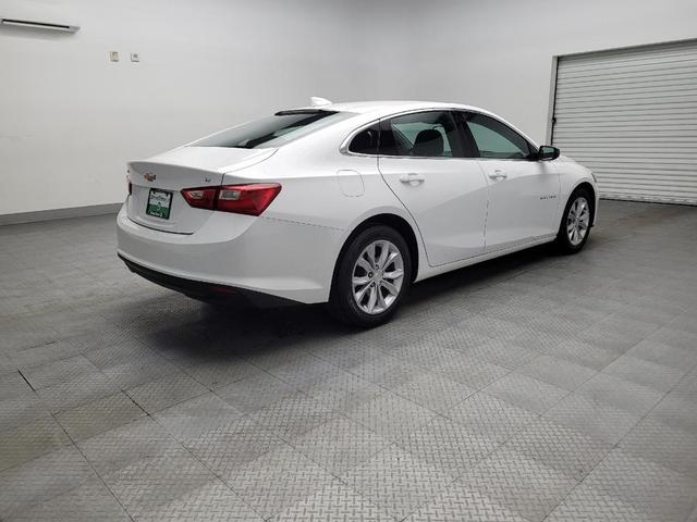 Photo of 2023 Summit White Chevrolet Malibu