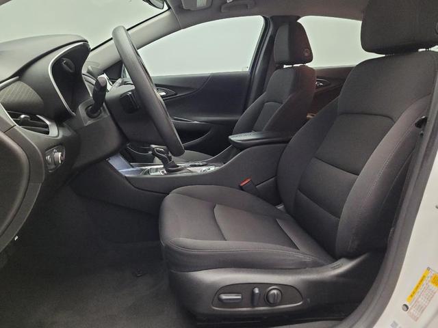 Photo of 2023 Summit White Chevrolet Malibu
