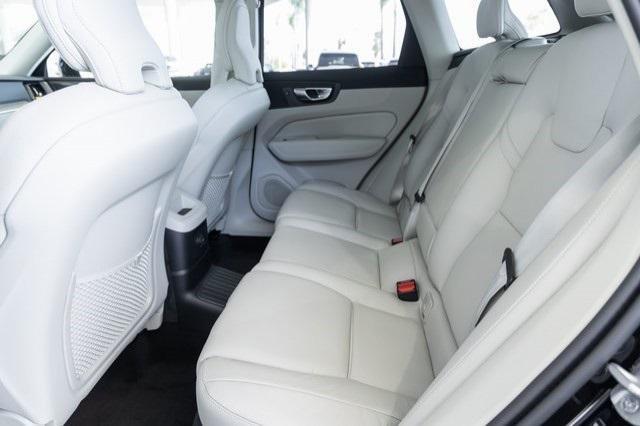 Photo of 2025 Onyx Black Volvo XC60 Plug-In Hybrid