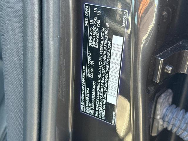 Photo of 2025 Platinum Grey Metallic Volvo S60
