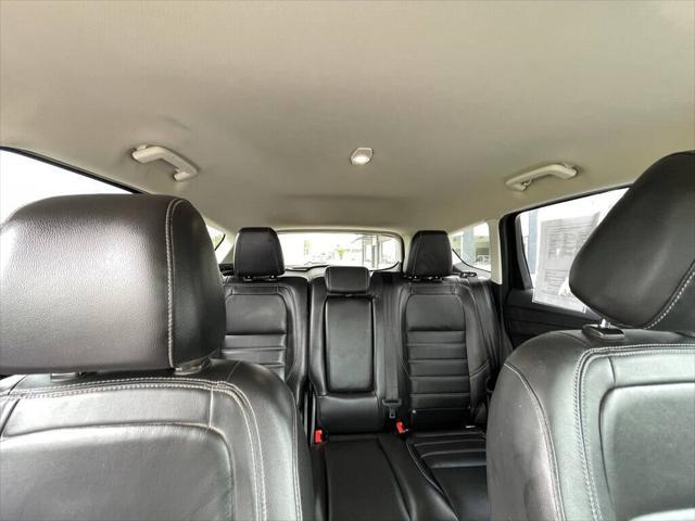 Photo of 2017 Magnetic Metallic Ford Escape