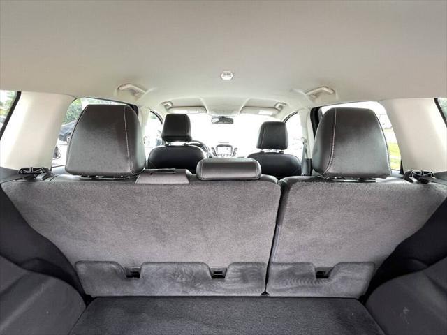 Photo of 2017 Magnetic Metallic Ford Escape