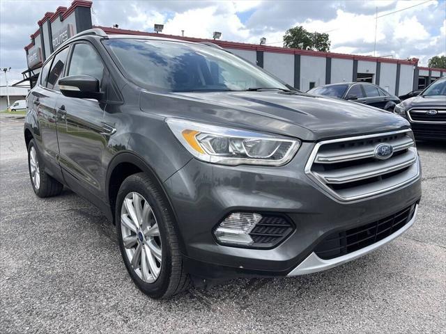 Photo of 2017 Magnetic Metallic Ford Escape