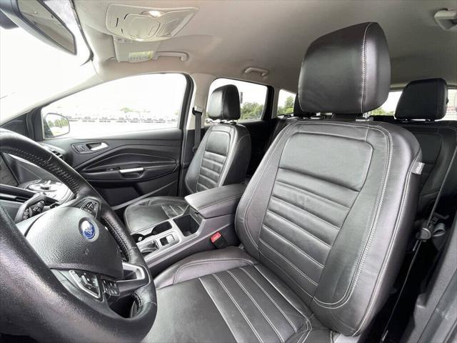 Photo of 2017 Magnetic Metallic Ford Escape