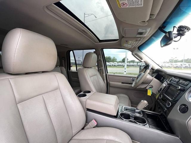 Photo of 2013 White Platinum Metallic Tri-Coat Ford Expedition EL