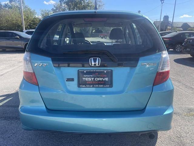 Photo of 2013 BLUE Honda Fit