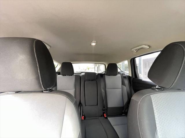 Photo of 2017 WHITE Ford Escape