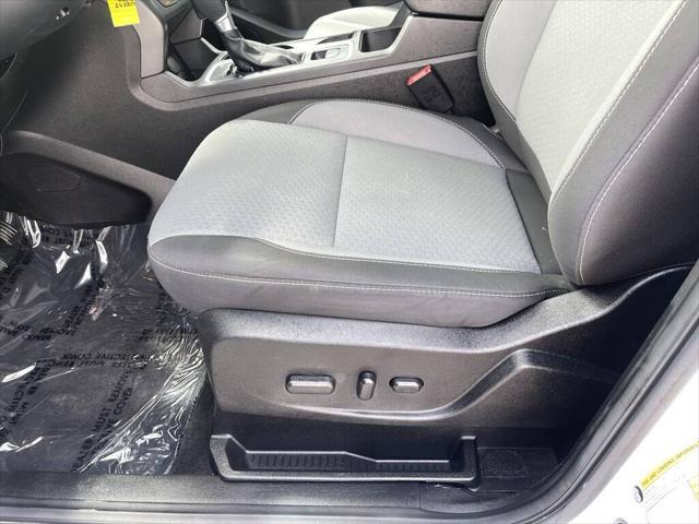 Photo of 2017 WHITE Ford Escape