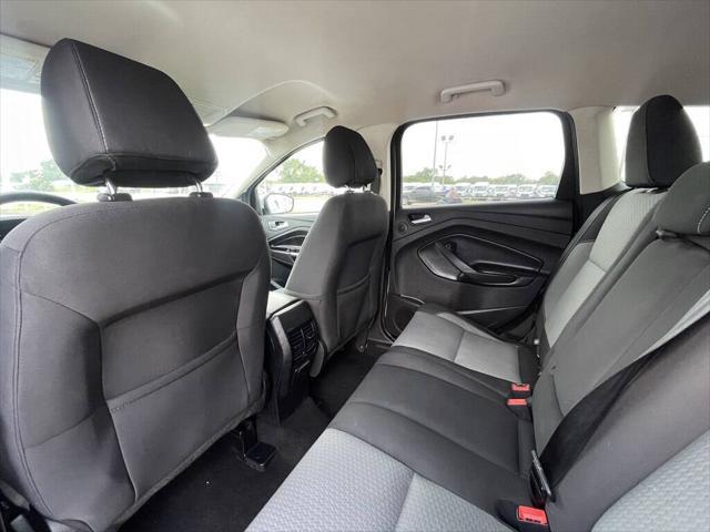 Photo of 2017 WHITE Ford Escape