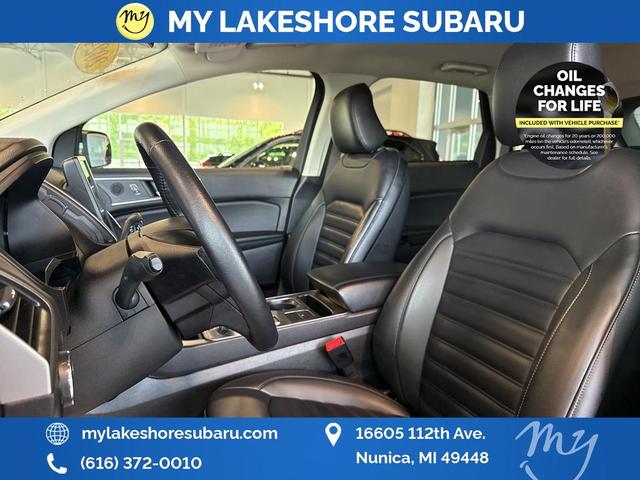 Photo of 2024 Agate Black Metallic Ford Edge