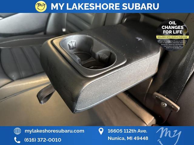 Photo of 2024 Agate Black Metallic Ford Edge