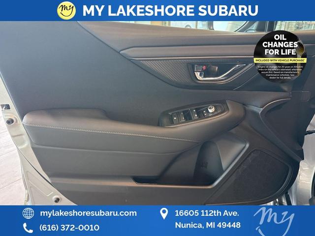 Photo of 2025 Ice Silver Metallic Subaru Outback