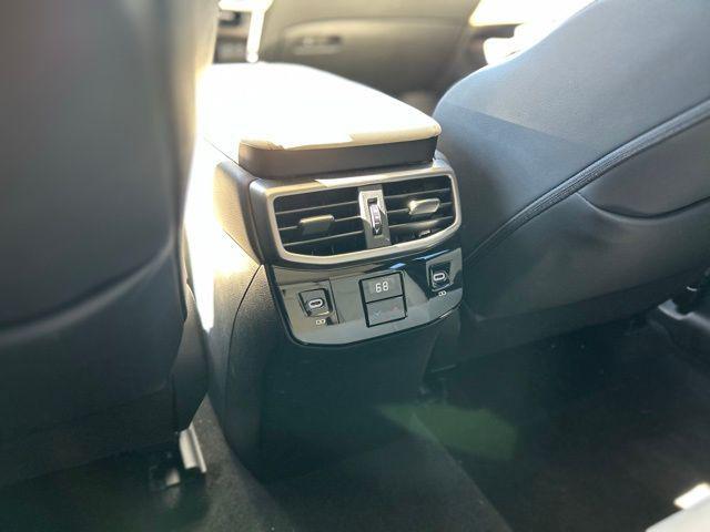 Photo of 2024 Eminent White Pearl Lexus RX 350