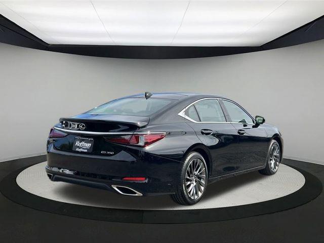 Photo of 2025 Obsidian Lexus ES 350
