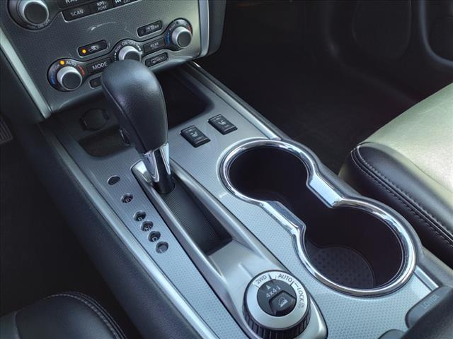 Photo of 2020 Caspian Blue Metallic Nissan Pathfinder