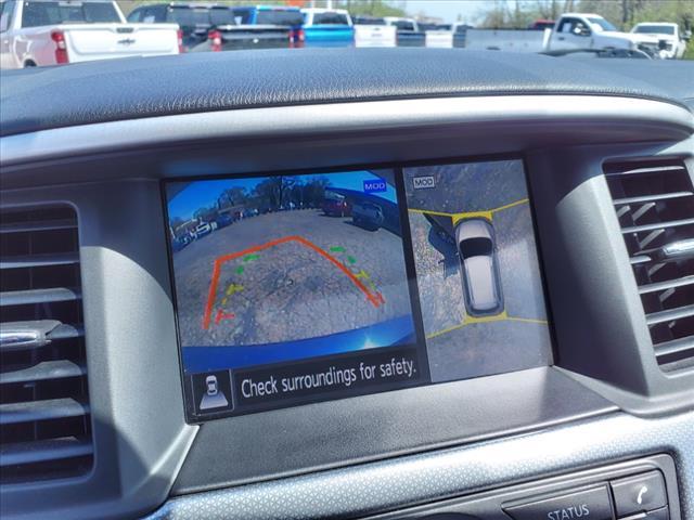 Photo of 2020 Caspian Blue Metallic Nissan Pathfinder