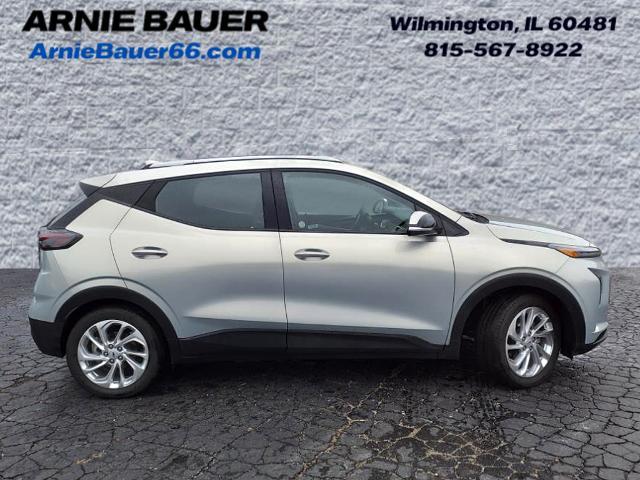 Photo of 2023 Silver Flare Metallic Chevrolet Bolt EUV
