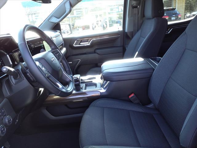 Photo of 2023 Black Chevrolet Silverado 1500