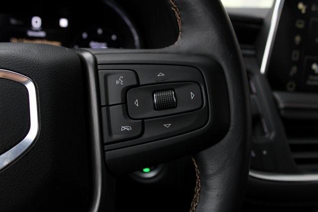 Photo of 2022 Summit White GMC Yukon