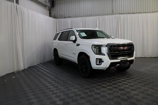Photo of 2022 Summit White GMC Yukon