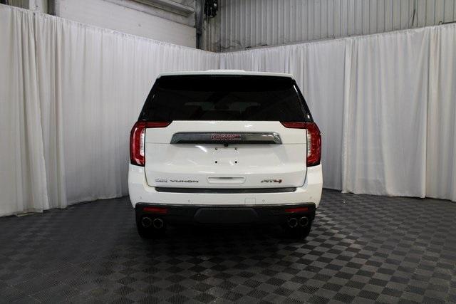 Photo of 2022 Summit White GMC Yukon